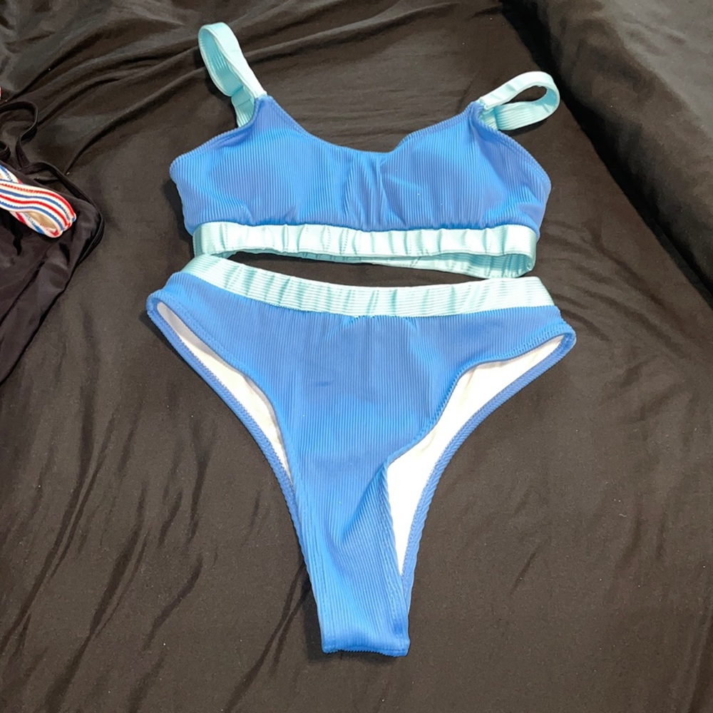 Cute bikini!!